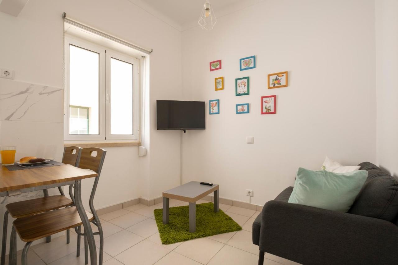 Flowers House Nazare Exterior photo